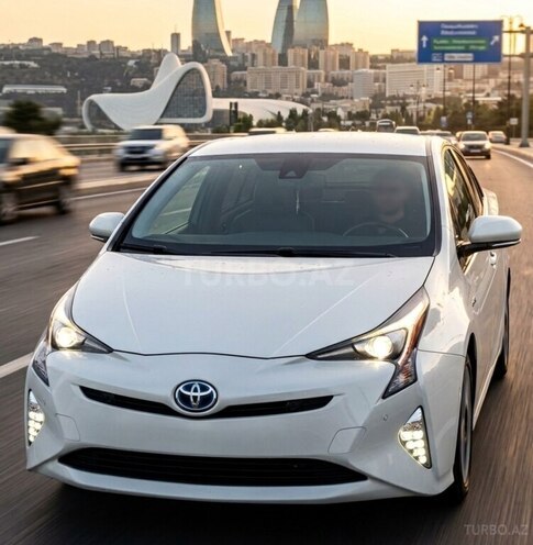 Toyota Prius 2018, 145,000 km - 1.8 l - Bakı