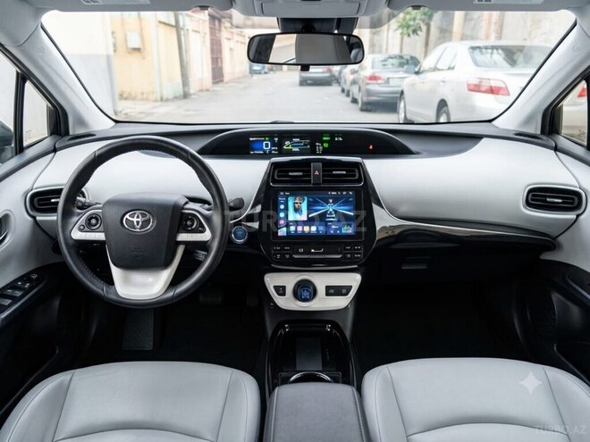 Toyota Prius 2018, 145,000 km - 1.8 l - Bakı