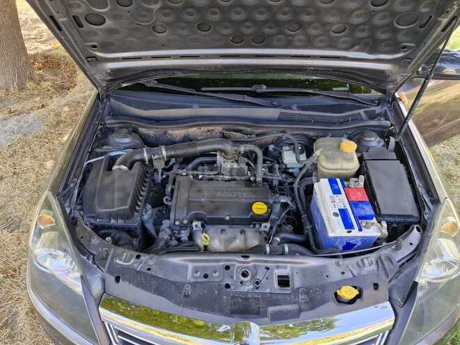 Opel Astra 2008, 296,521 km - 1.4 l - Bərdə