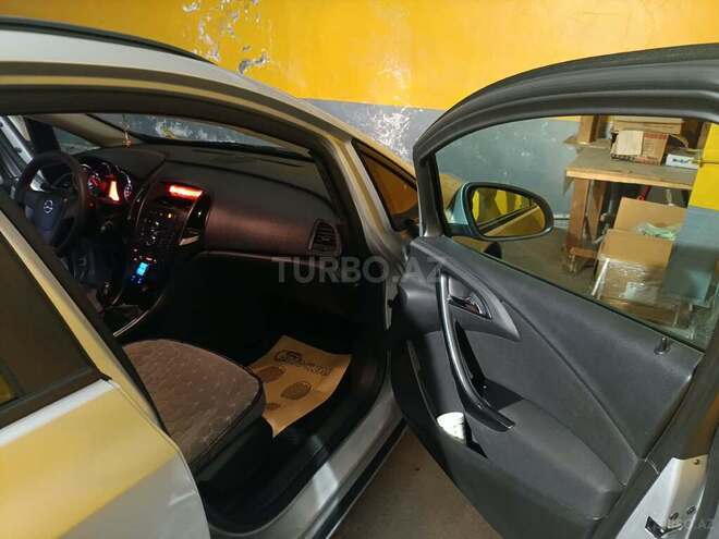 Opel Astra 2011, 348,000 km - 1.3 l - Bakı