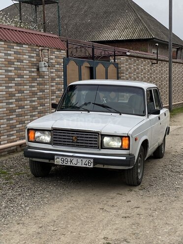 LADA (VAZ) 2107 2008, 27,617 km - 1.6 l - Astara