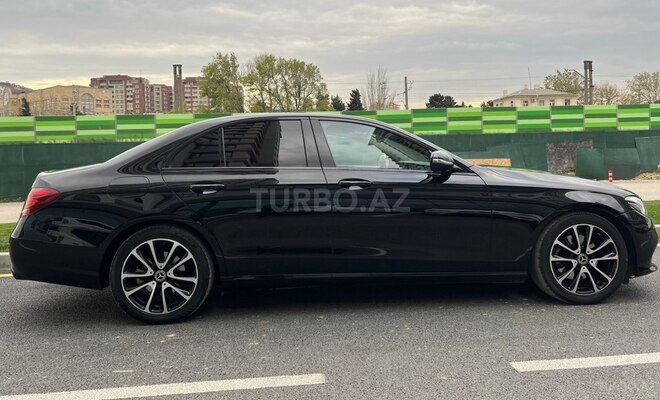 Mercedes E 220 d 2017, 155,000 km - 2.0 l - Bakı