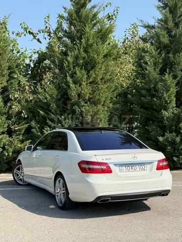 Mercedes E 350 2010, 210,000 km - 3.5 l - Sabirabad
