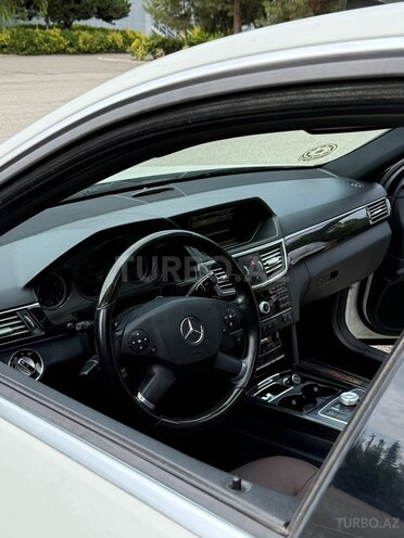 Mercedes E 350 2010, 210,000 km - 3.5 l - Sabirabad