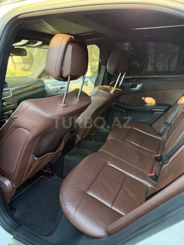 Mercedes E 350 2010, 210,000 km - 3.5 l - Sabirabad