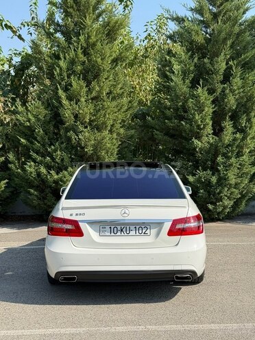 Mercedes E 350 2010, 210,000 km - 3.5 l - Sabirabad