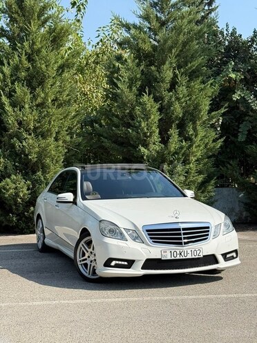 Mercedes E 350 2010, 210,000 km - 3.5 l - Sabirabad