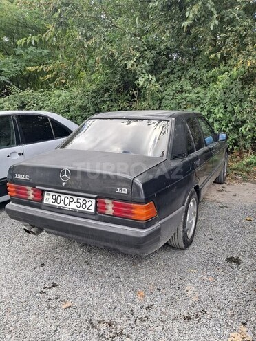 Mercedes 200 E 1992, 450,000 km - 2.0 l - Şəki