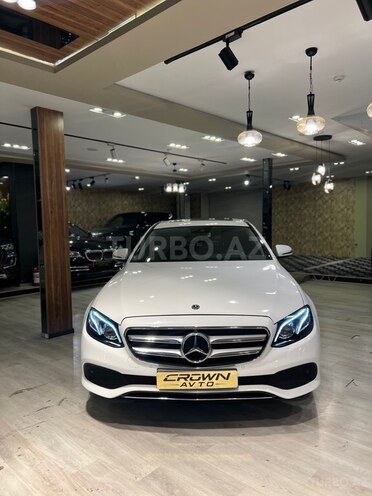 Mercedes E 220 d 2018, 216,000 km - 2.0 л - Bakı
