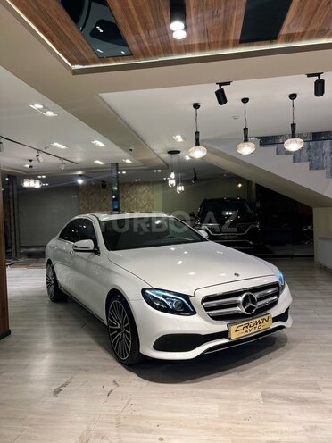 Mercedes E 220 d 2018, 216,000 km - 2.0 л - Bakı