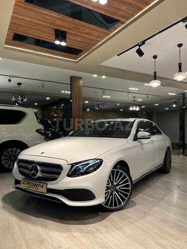 Mercedes E 220 d 2018, 216,000 km - 2.0 л - Bakı