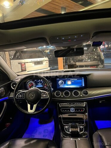 Mercedes E 220 d 2018, 216,000 km - 2.0 л - Bakı