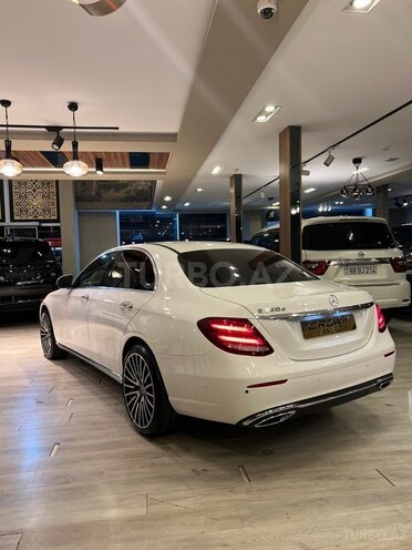 Mercedes E 220 d 2018, 216,000 km - 2.0 л - Bakı