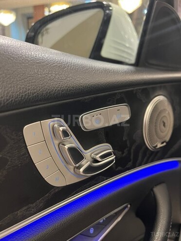 Mercedes E 220 d 2018, 216,000 km - 2.0 л - Bakı