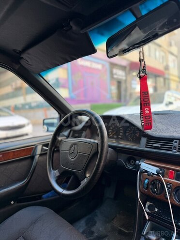 Mercedes 220 E 1994, 395,000 km - 2.2 l - Bakı