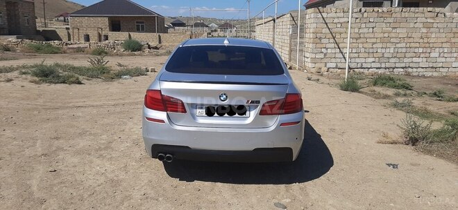 BMW 528 2013, 302,000 km - 2.0 l - Bakı