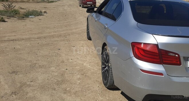 BMW 528 2013, 302,000 km - 2.0 l - Bakı