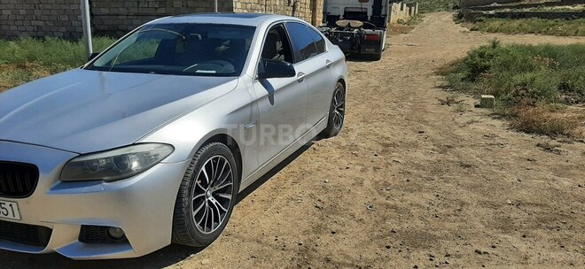 BMW 528 2013, 302,000 km - 2.0 l - Bakı