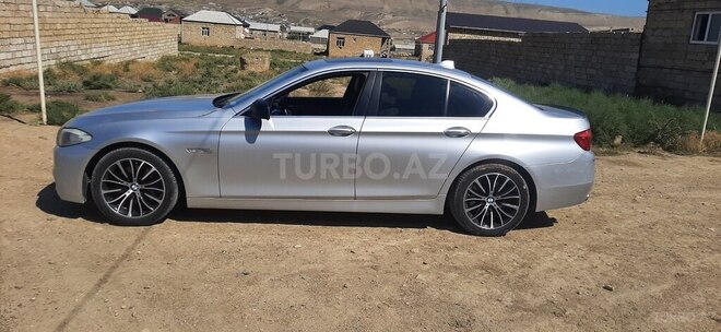 BMW 528 2013, 302,000 km - 2.0 l - Bakı