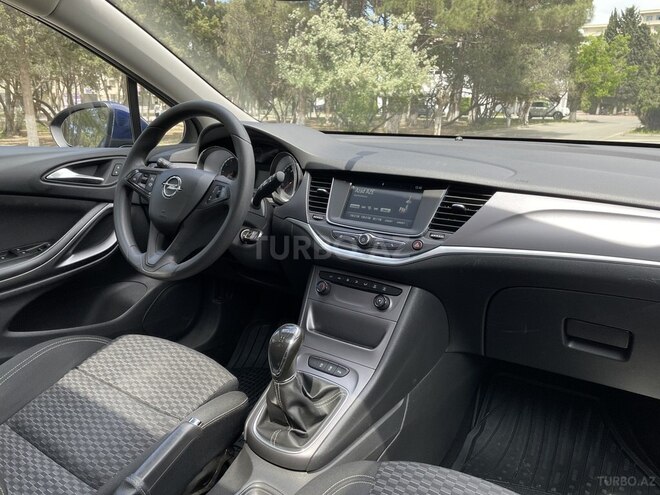 Opel Astra 2017, 188,000 km - 1.0 l - Bakı