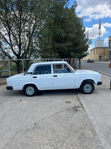 LADA (VAZ) 2107 2007, 15,000 km - 1.6 л - Şirvan
