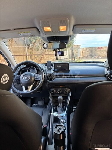 Toyota Yaris iA 2017, 138,000 km - 1.5 l - Bakı