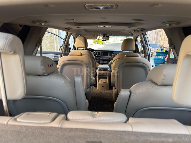 Kia Carnival 2018, 159,900 km - 2.2 l - Bakı