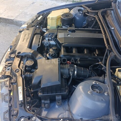 BMW 320 2000, 500,000 km - 2.5 л - Bakı