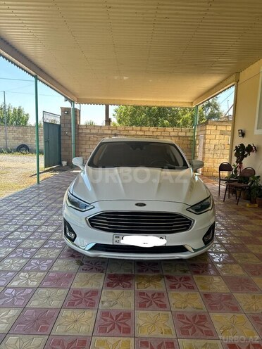 Ford Fusion (North America) 2019, 180,000 km - 1.5 л - Qazax