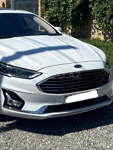 Ford Fusion (North America) 2019, 180,000 km - 1.5 л - Qazax