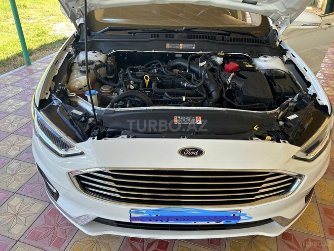 Ford Fusion (North America) 2019, 180,000 km - 1.5 л - Qazax