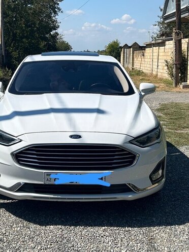 Ford Fusion (North America) 2019, 180,000 km - 1.5 л - Qazax