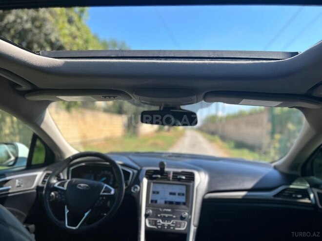 Ford Fusion (North America) 2019, 180,000 km - 1.5 л - Qazax