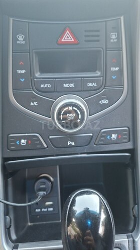 Hyundai Avante 2015, 152,000 km - 1.6 л - Bakı