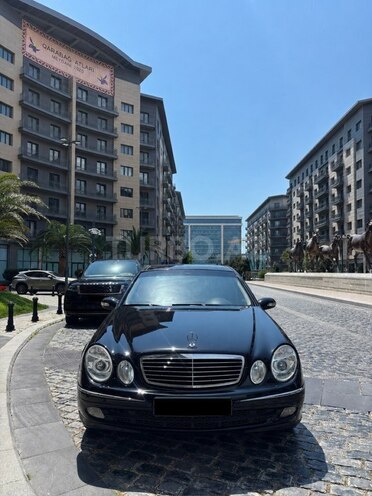 Mercedes E 240 2005, 480,000 km - 2.6 l - Bakı