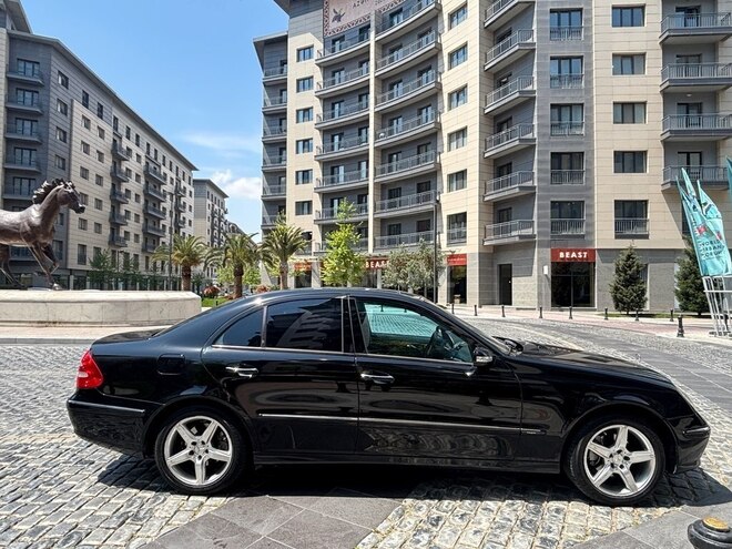 Mercedes E 240 2005, 480,000 km - 2.6 l - Bakı