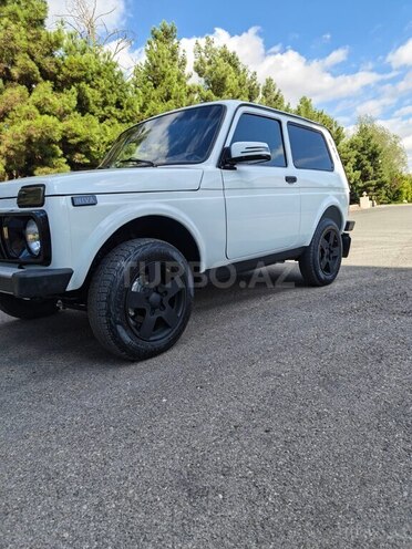 LADA (VAZ) Niva 2015, 214,000 km - 1.7 l - Şamaxı