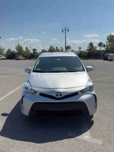 Toyota Prius V 2017, 137,000 km - 1.8 l - Bakı