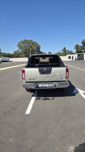 Nissan Navara 2011, 300,040 km - 2.5 l - Bakı