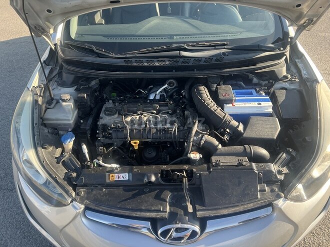 Hyundai Avante 2013, 290,000 km - 1.6 l - Bərdə