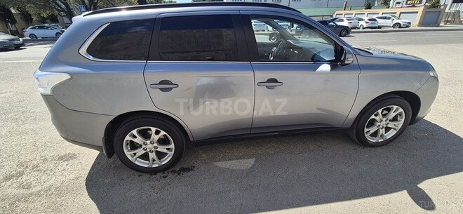 Mitsubishi Outlander 2014, 144,403 km - 2.4 l - Bakı