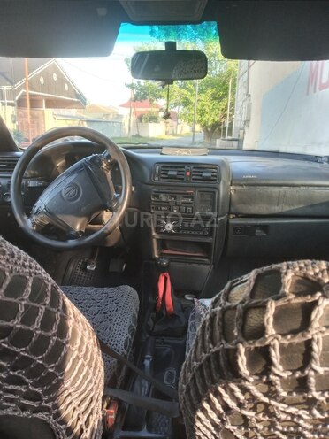 Opel Vectra 1994, 534,000 km - 1.8 l - Beyləqan