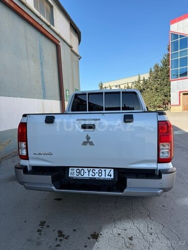 Mitsubishi L200 2024, 35,000 km - 2.4 l - Bakı
