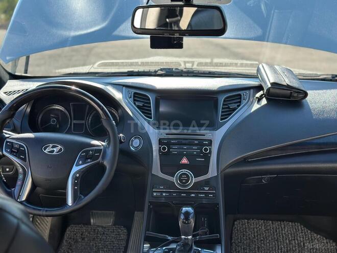 Hyundai Grandeur 2014, 255,000 km - 2.2 л - Qusar