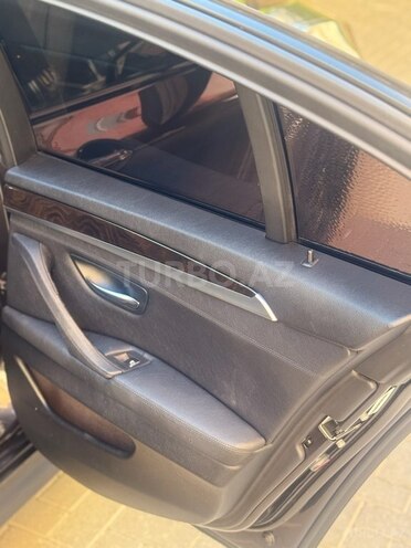 BMW 528 2014, 181,000 km - 2.0 l - Bakı