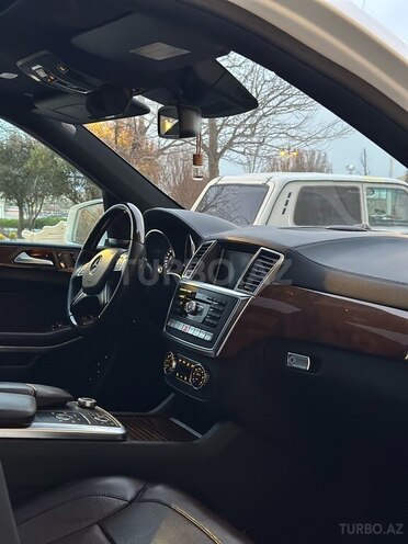 Mercedes GL 500 4MATIC 2013, 298,000 km - 4.7 l - Bakı