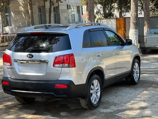 Kia Sorento 2011, 151,000 km - 2.0 l - Bakı