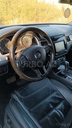 Volkswagen Touareg 2011, 137,000 km - 3.6 л - Bakı