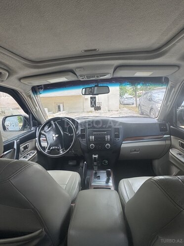 Mitsubishi Pajero 2007, 237,800 km - 3.0 l - Bakı