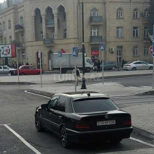 Mercedes C 240 1998, 150,000 km - 2.4 л - Gəncə